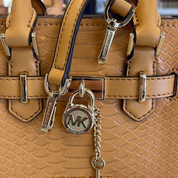 Michael Kors Hamilton XS Satchel Handbag Xbody Crossbody Leather Cider 
NWT - Picture 14 of 16